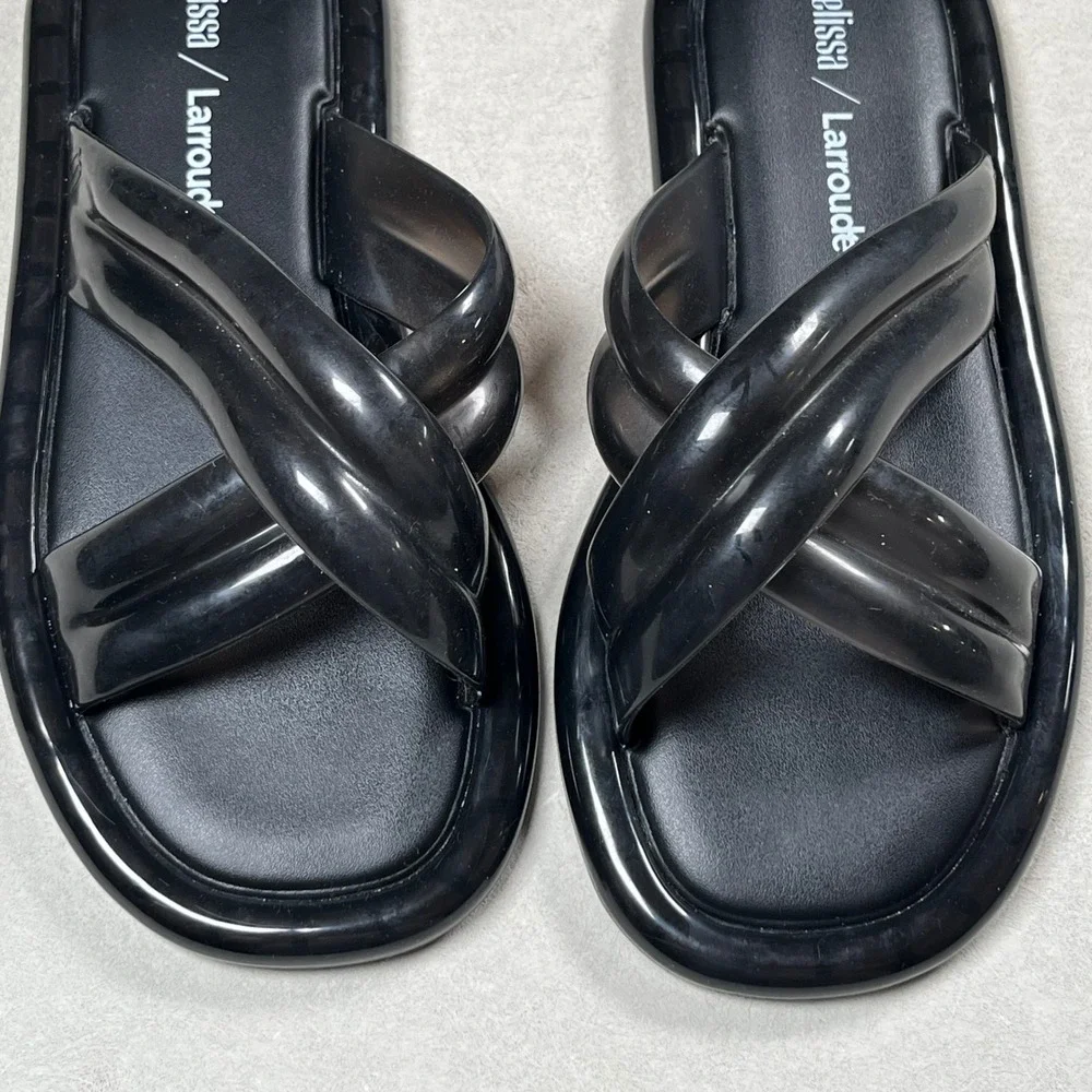 Melissa‎ Larroude Cali Slide Sandals Womens 6 Black Puffy Crisscross Jelly Vegan